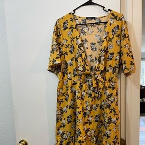 Shein Plus Floral Print Tie Front Plunging Neck Dress